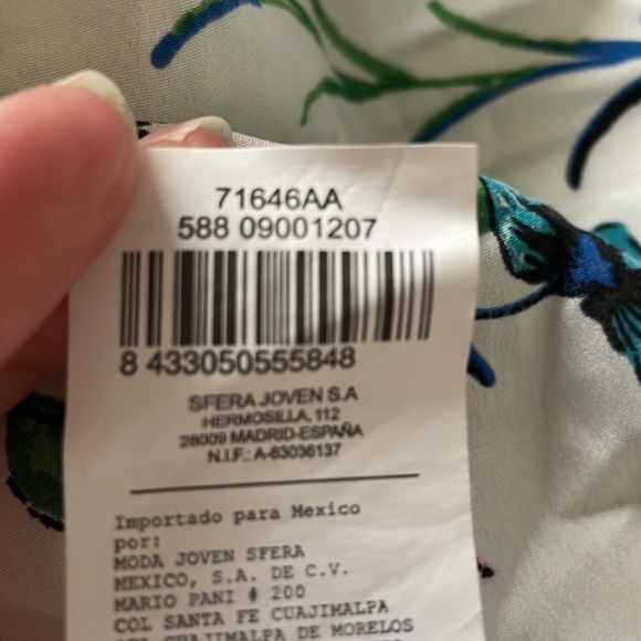 Sfera floral robe from Spain sz medium - Picture 7 of 7